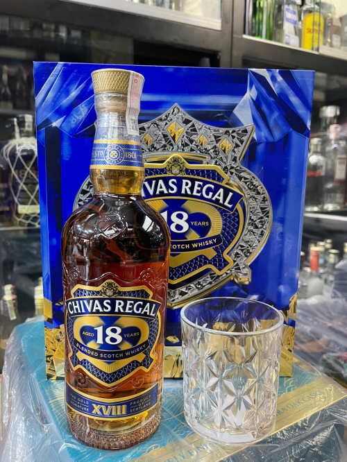 Chivas 18 hộp quà tết 2025